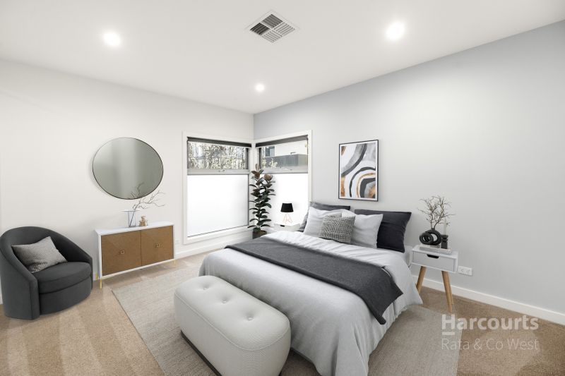 7 Waterview Walk, Caroline Springs