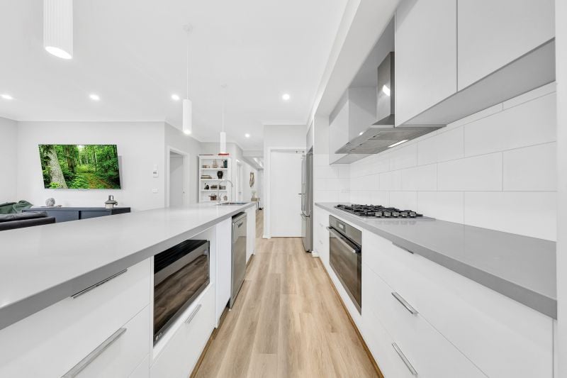 44 Clapham Avenue, Wollert