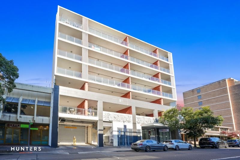15/11-13 Hunter Street, Parramatta