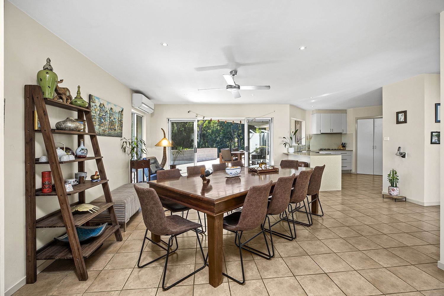 282 Pine Creek Way, Bonville NSW, Bonville - Thumbnail 5