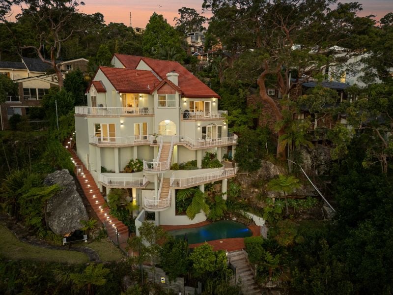 42 Naranganah Avenue Gymea Bay 2227