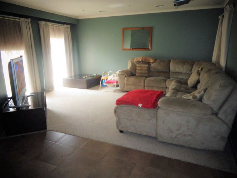 3 Gresham Court Golden Square VIC, Square - Thumbnail 4
