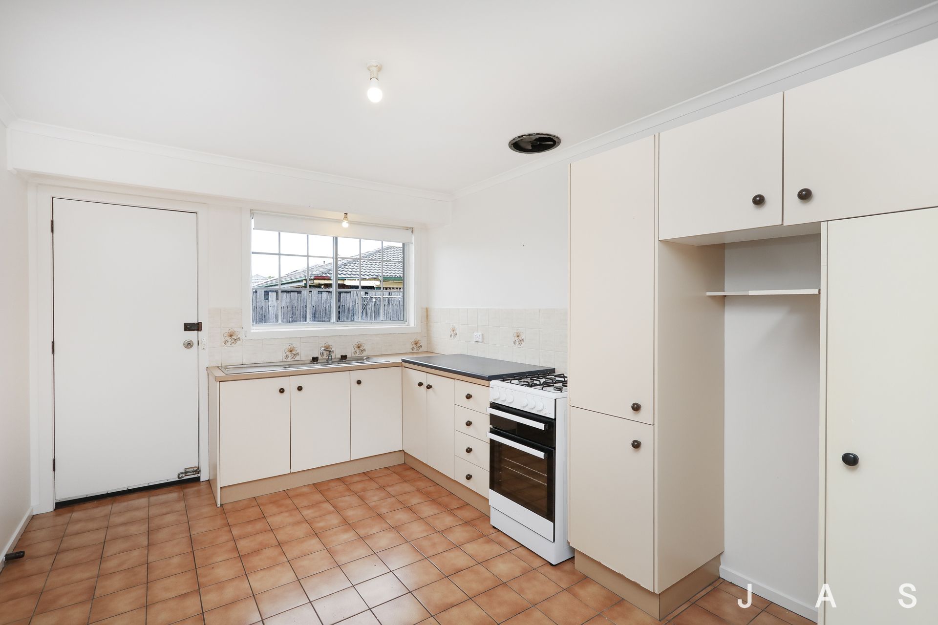 3/10 Hodge Street Werribee VIC, Werribee - Thumbnail 6