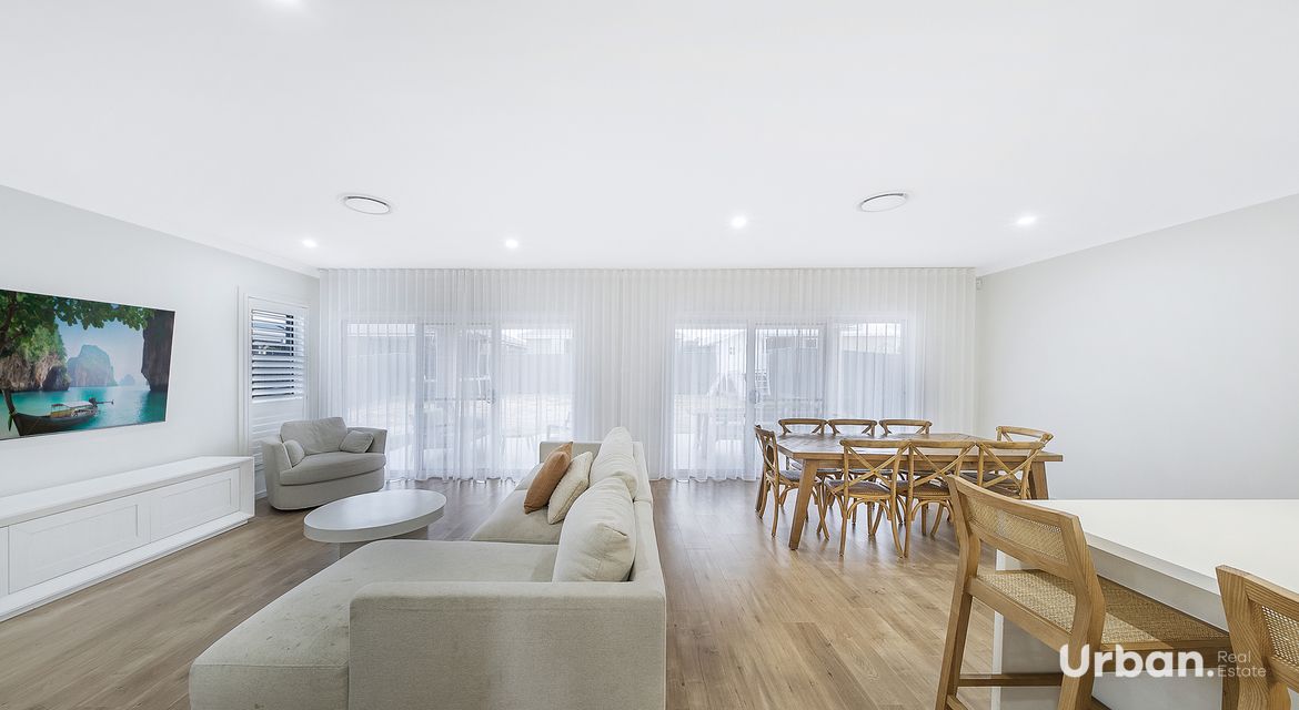 Lochinvar 11 Gregory Road