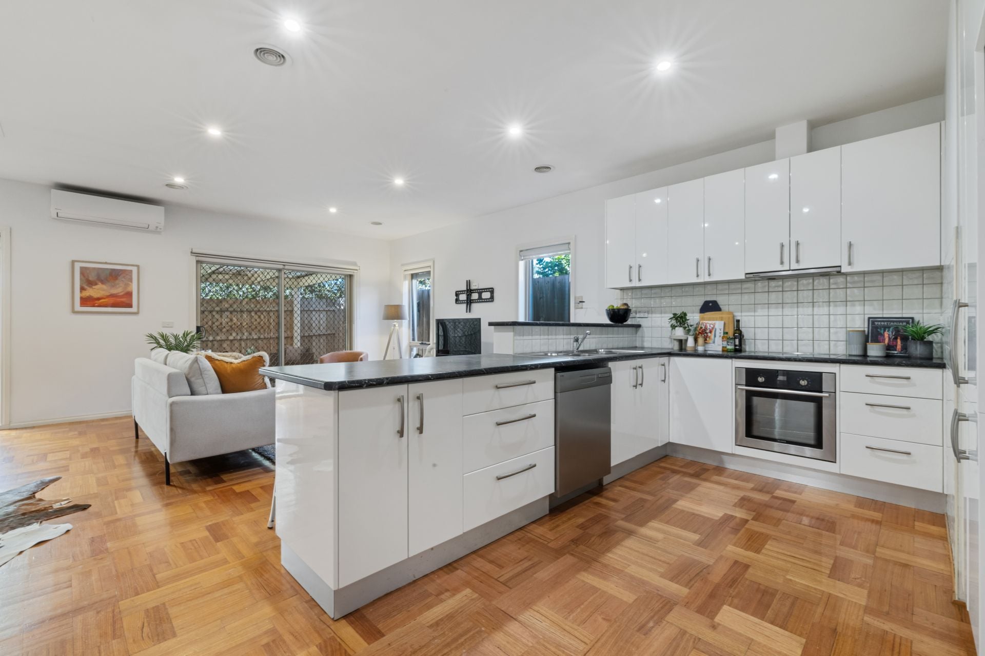 2/3 Maxwell Street, Lalor, Lalor - Thumbnail 8