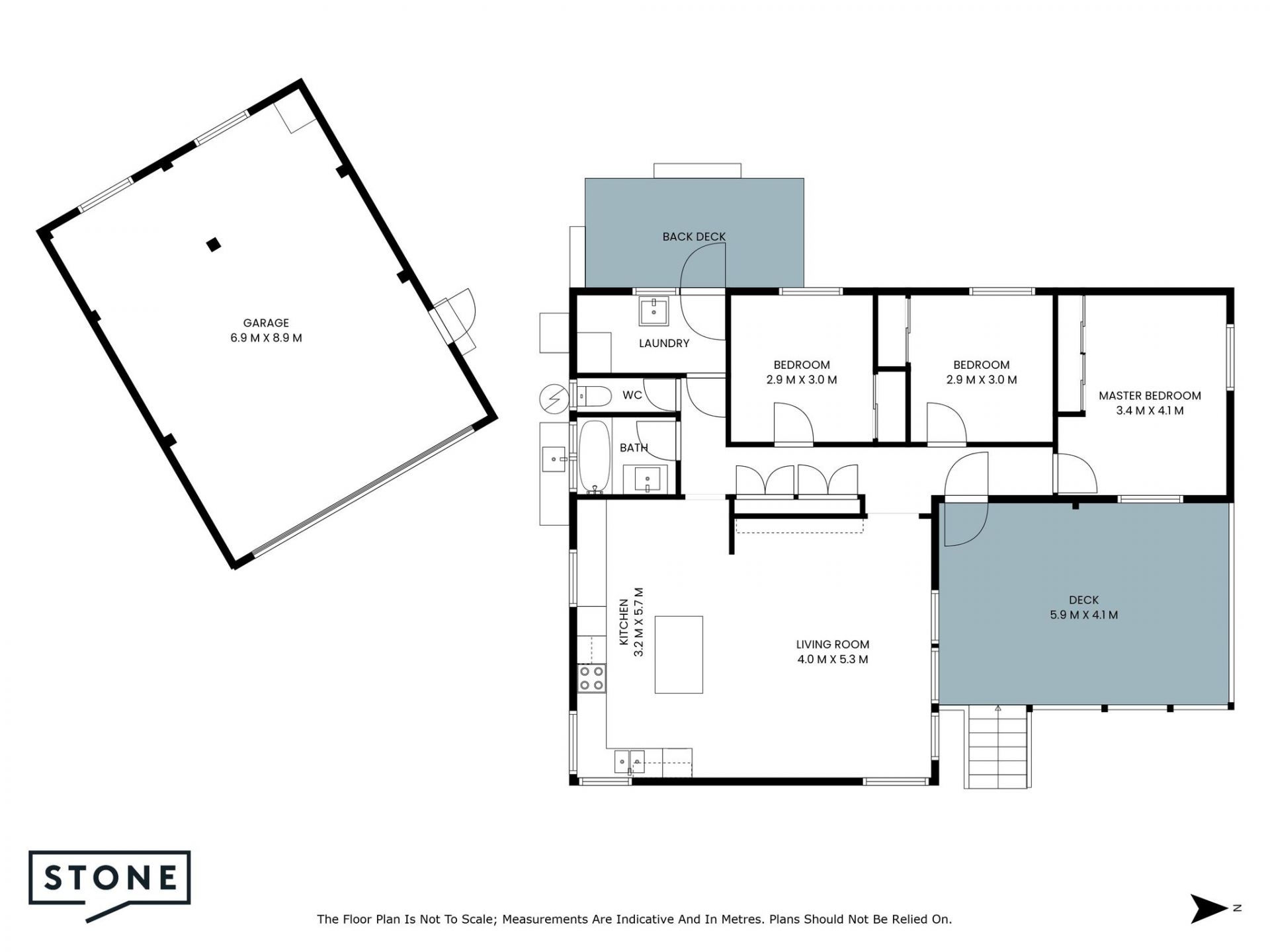 Charming home in Holt with a state of the art garage!