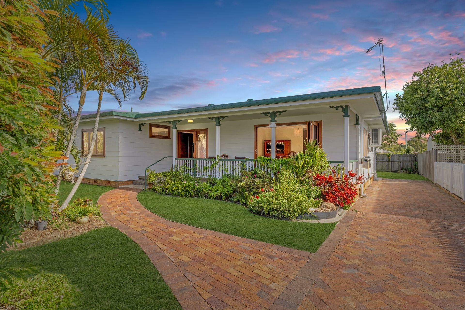 5 Cooloola Crescent, Urangan - Image 1
