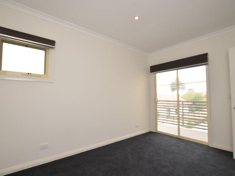 2/126 Blackwood Street Yarraville VIC, Yarraville - Thumbnail 5