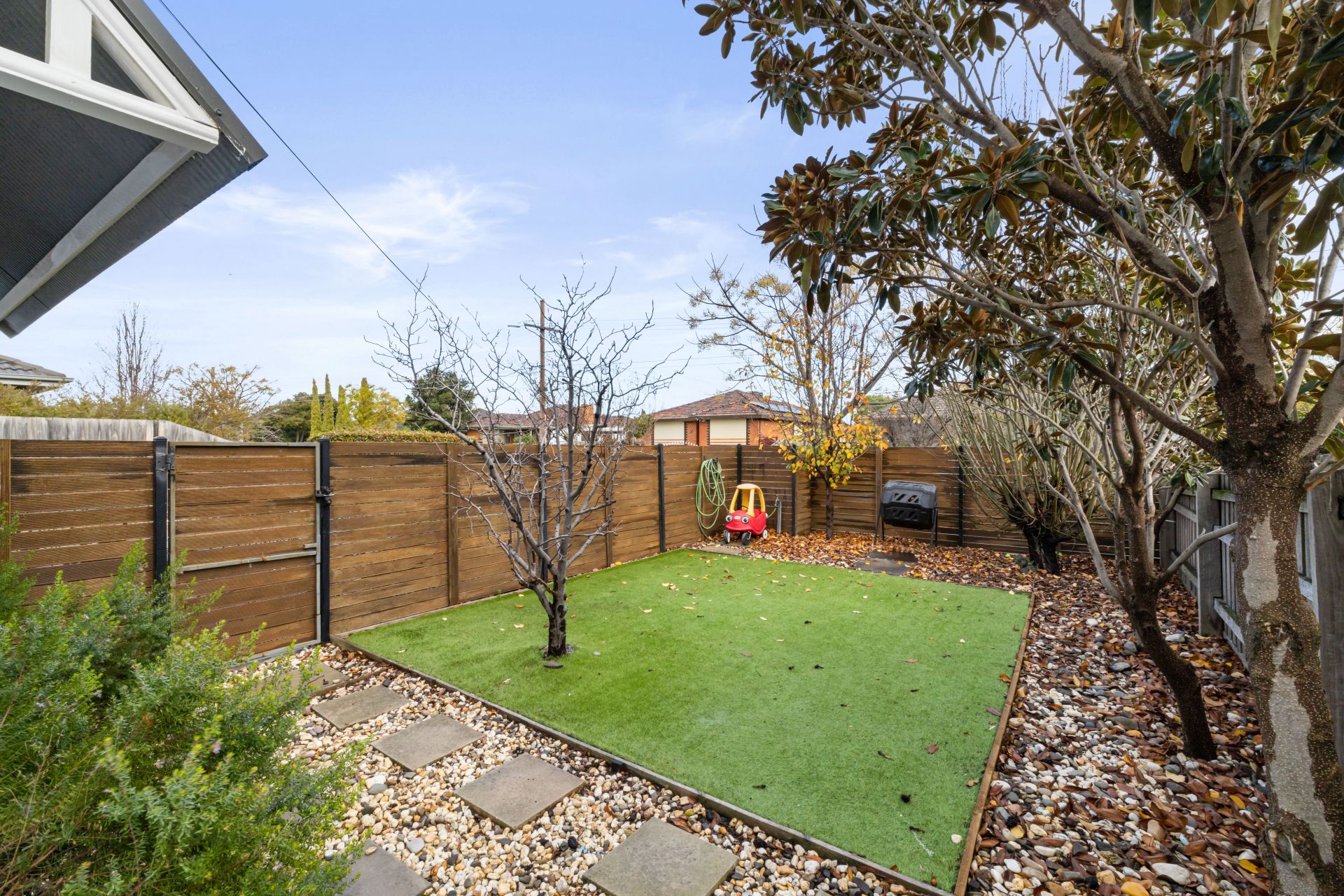 Low-Maintenance Comfort in a Prime Location