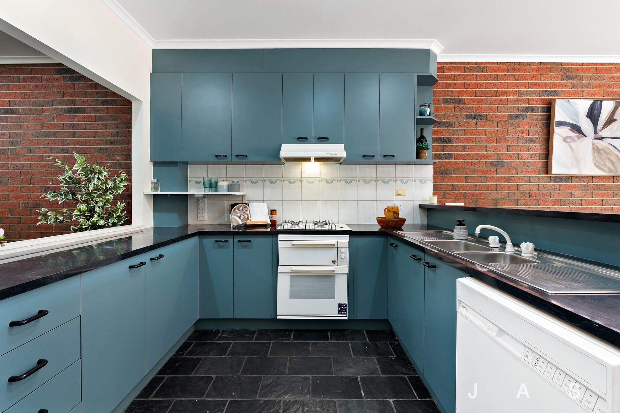 45 Robertson Street, Kensington, Kensington - Thumbnail 3