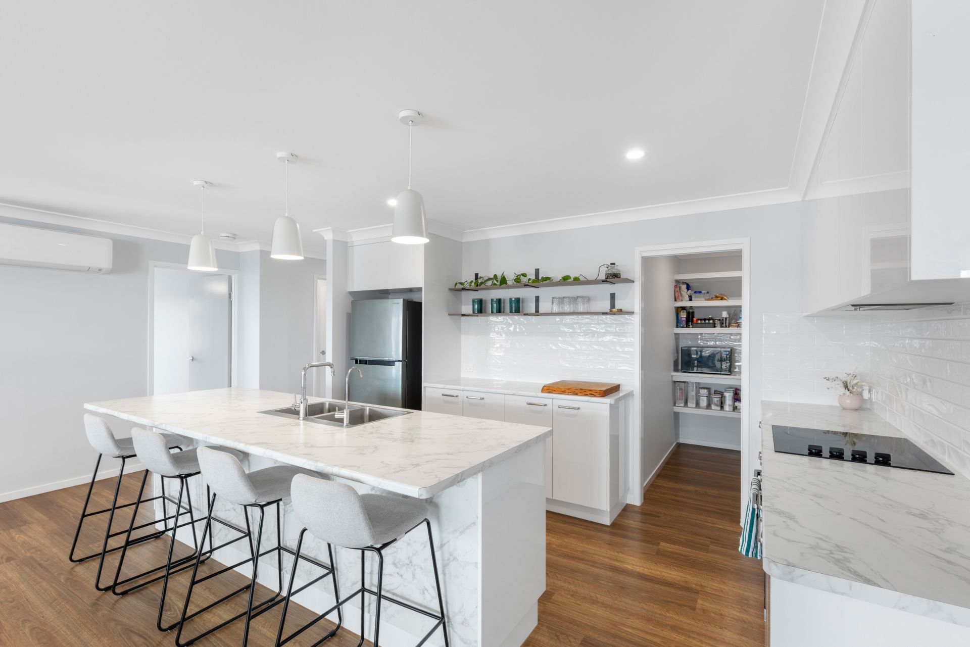 37 Furness Road, Southside - Thumbnail 7