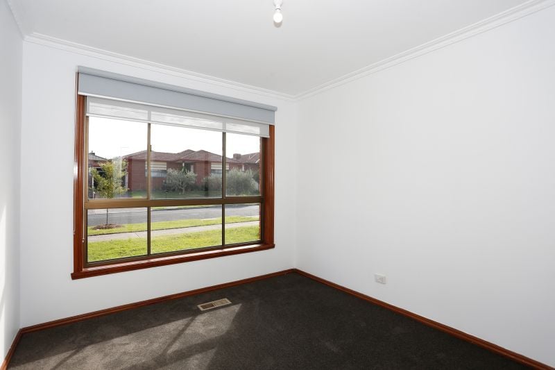 3 Dakota Drive, Thomastown