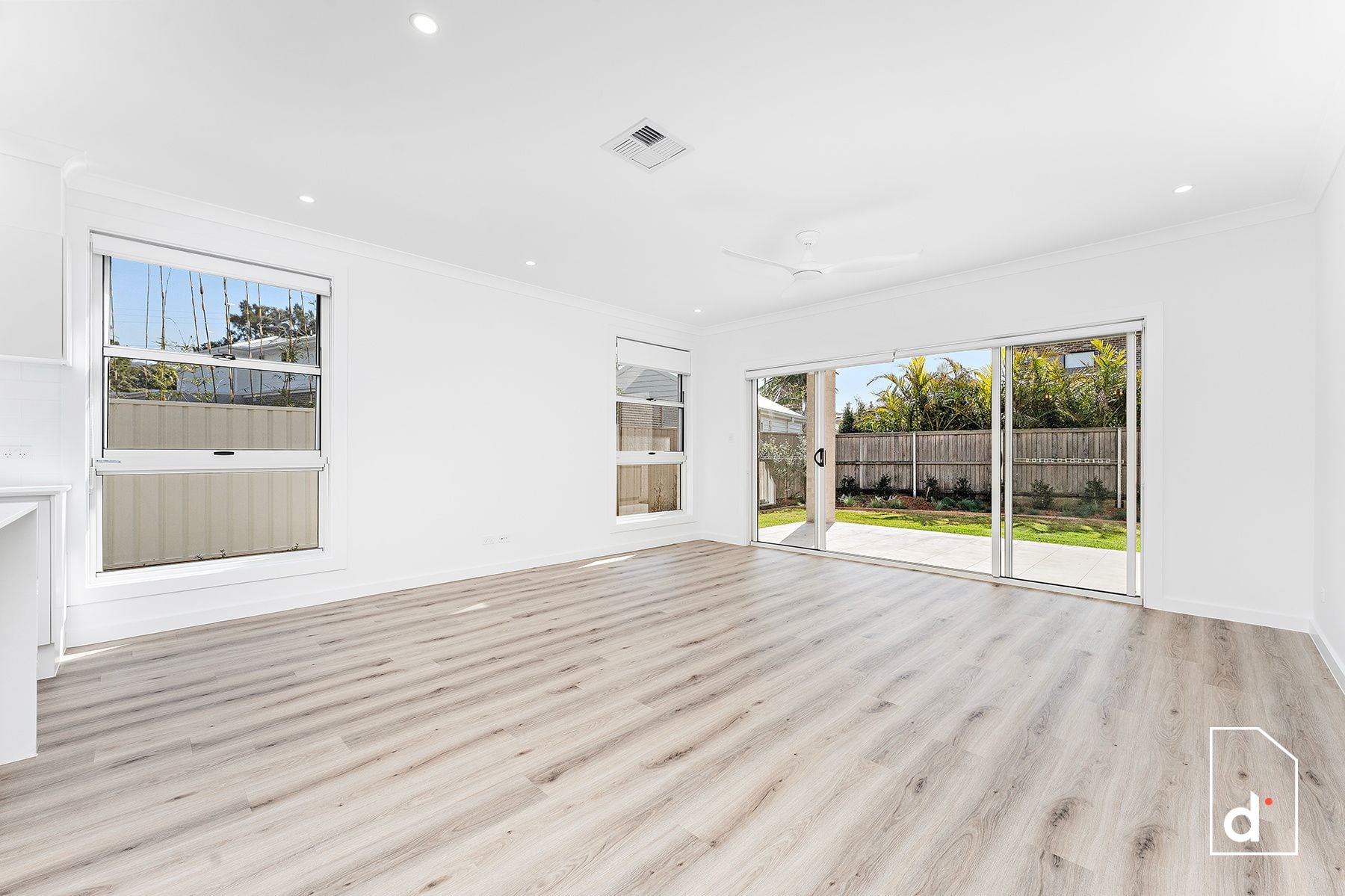 16B Robertson Road, Woonona NSW