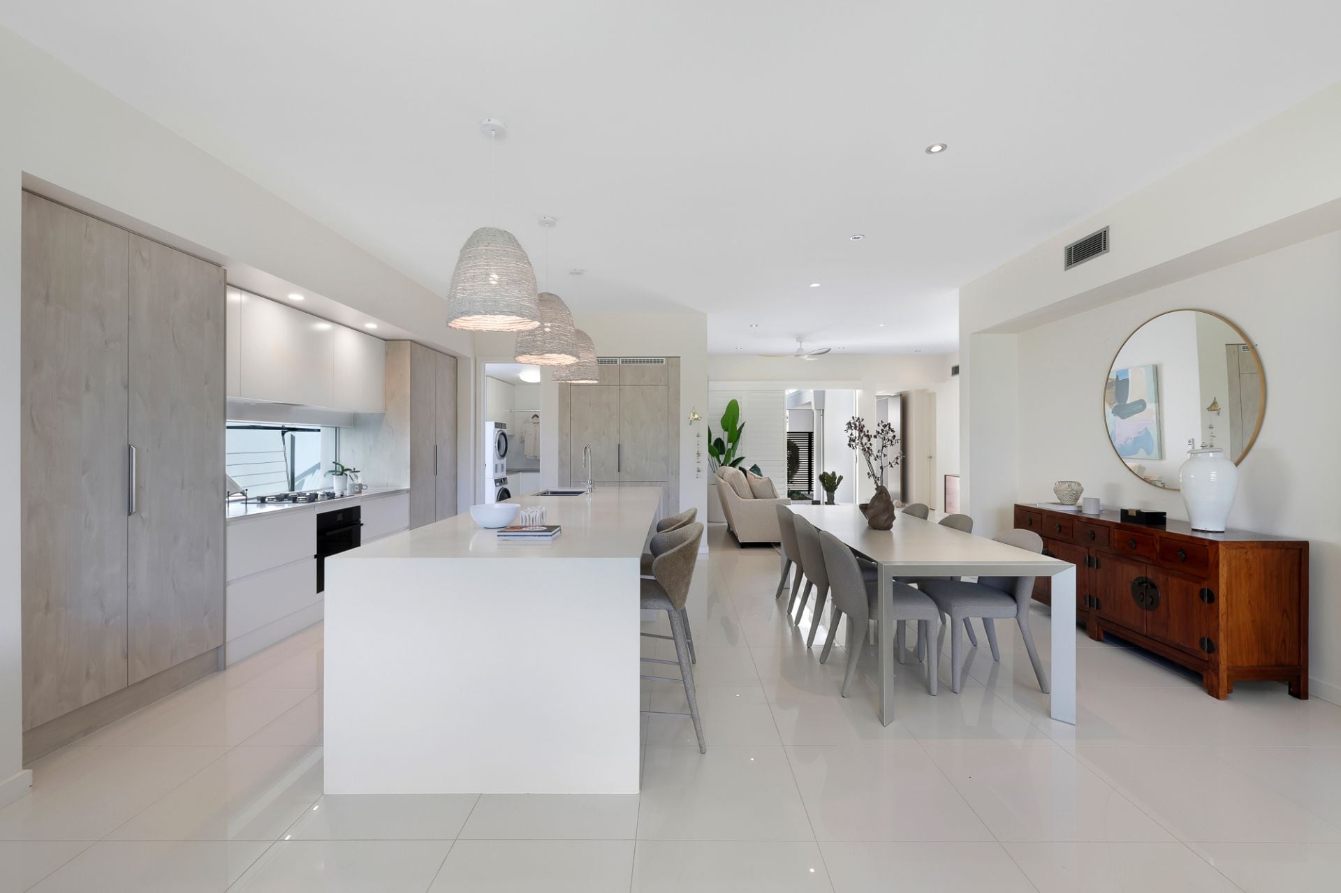 7507 Springfield Drive, Hope Island QLD 4212, Hope Island - Thumbnail 4