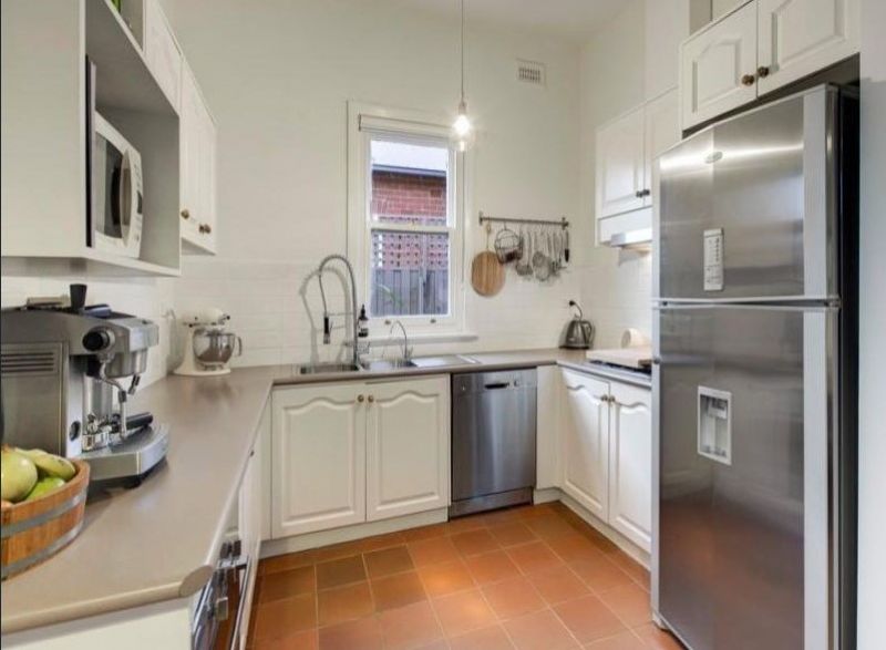 21 Normanby Road, Caulfield North - Thumbnail 7