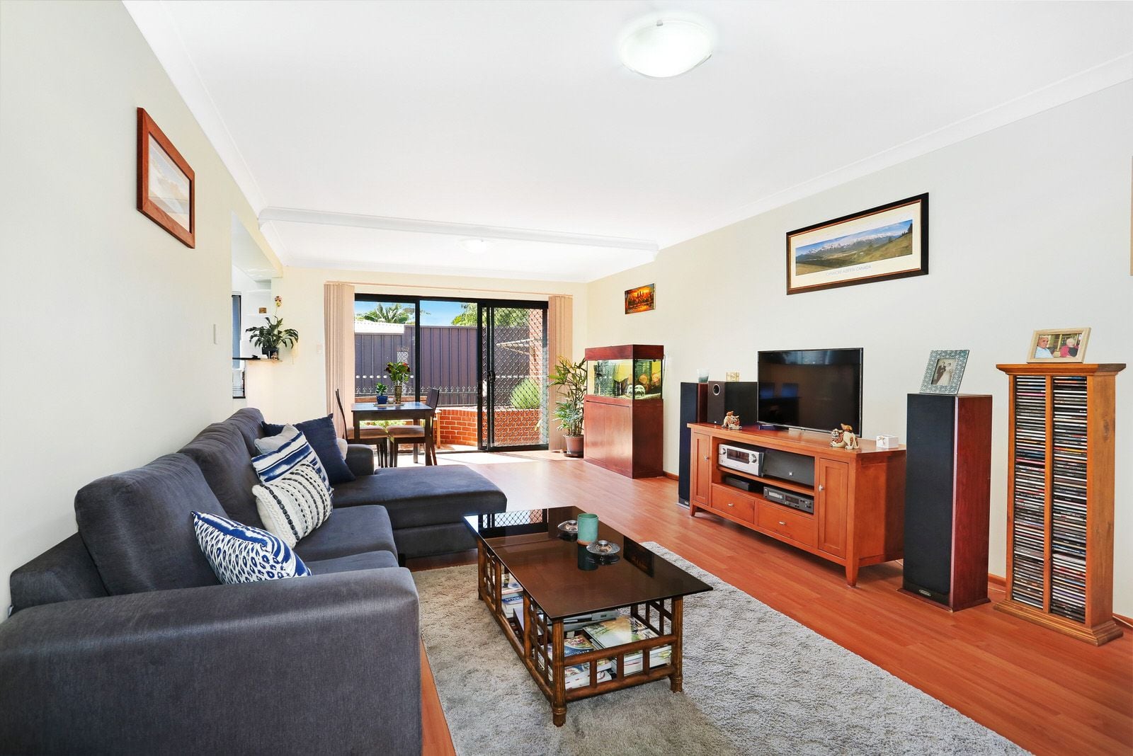  ENGADINE 2233