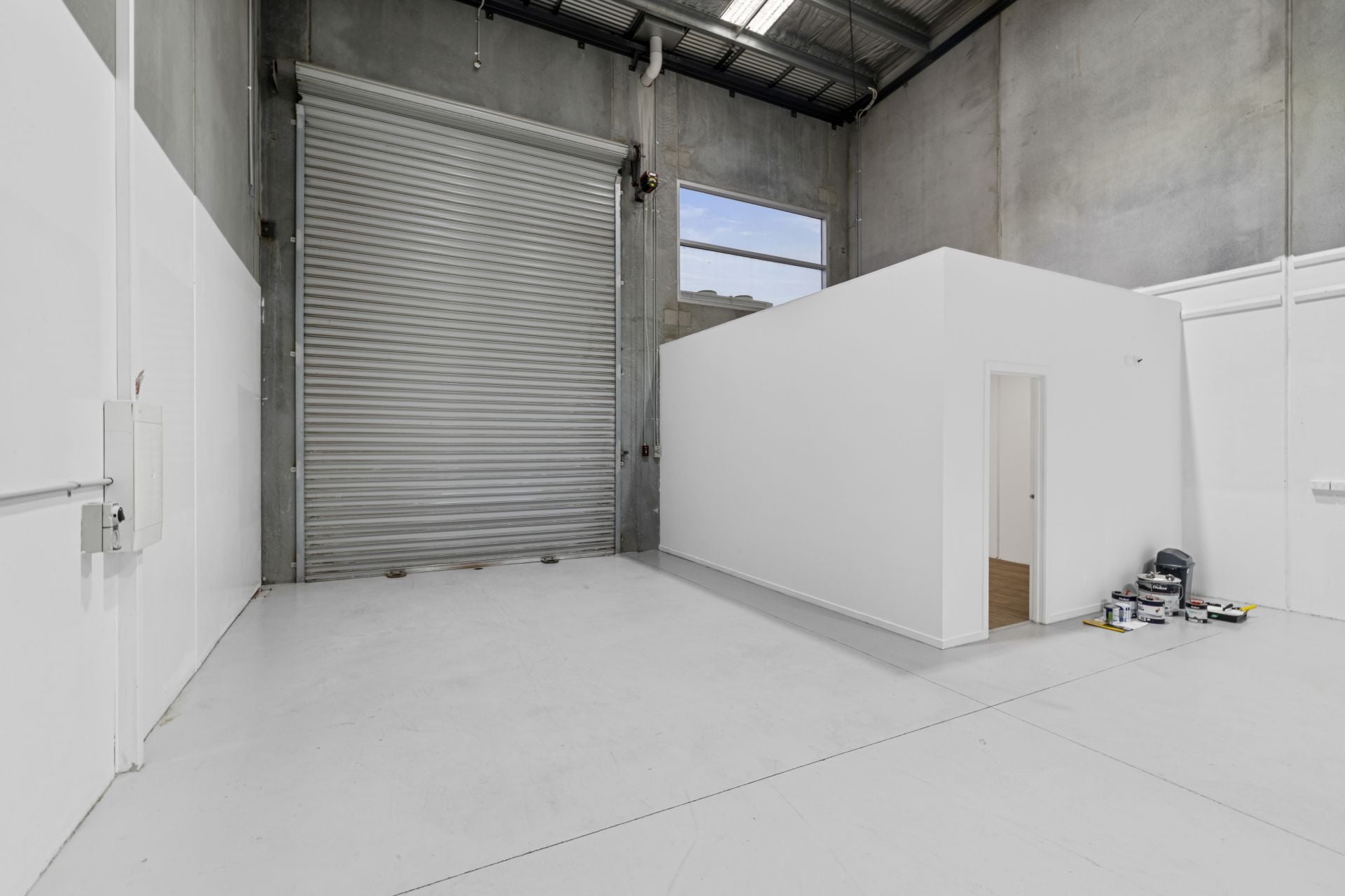 Functional Industrial Warehouse in Prime Industrial 3 Zone