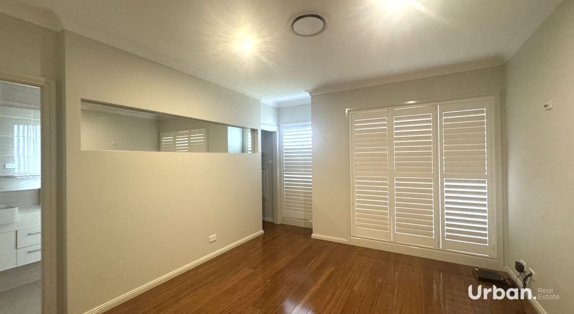Denham Court 52 Plumegrass Avenue
