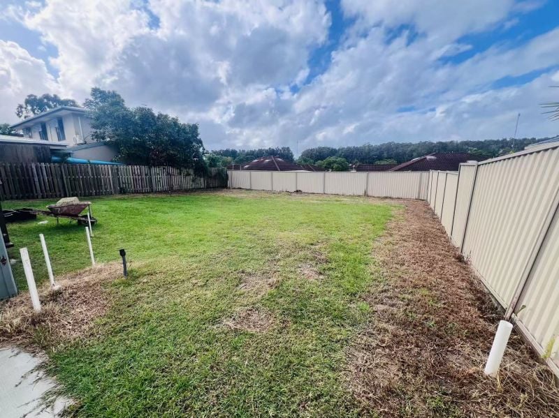 A/495 Pine Ridge Road, Runaway Bay - Thumbnail 7