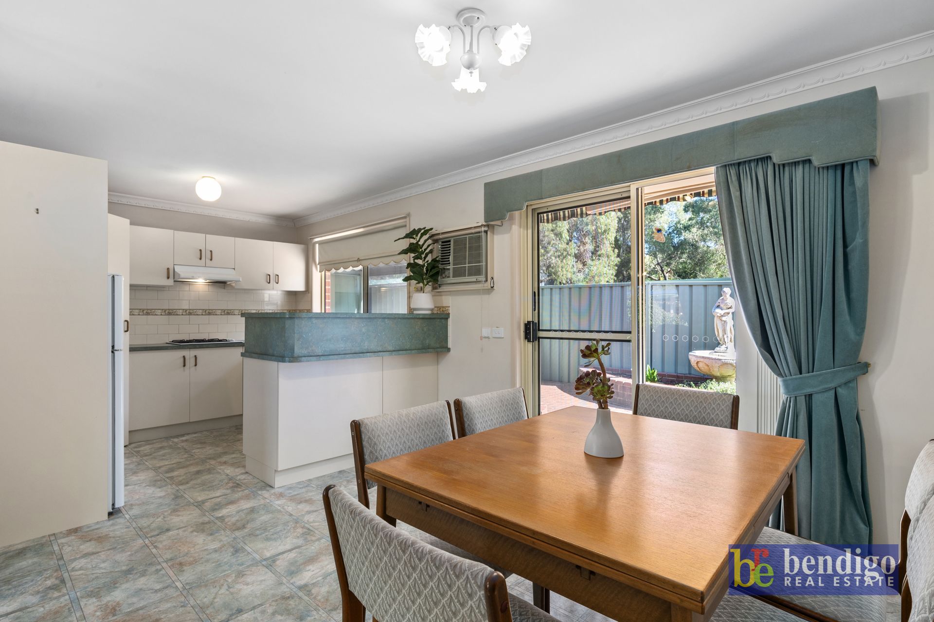 8/18 Lowe Street Kangaroo Flat VIC, Flat - Thumbnail 3