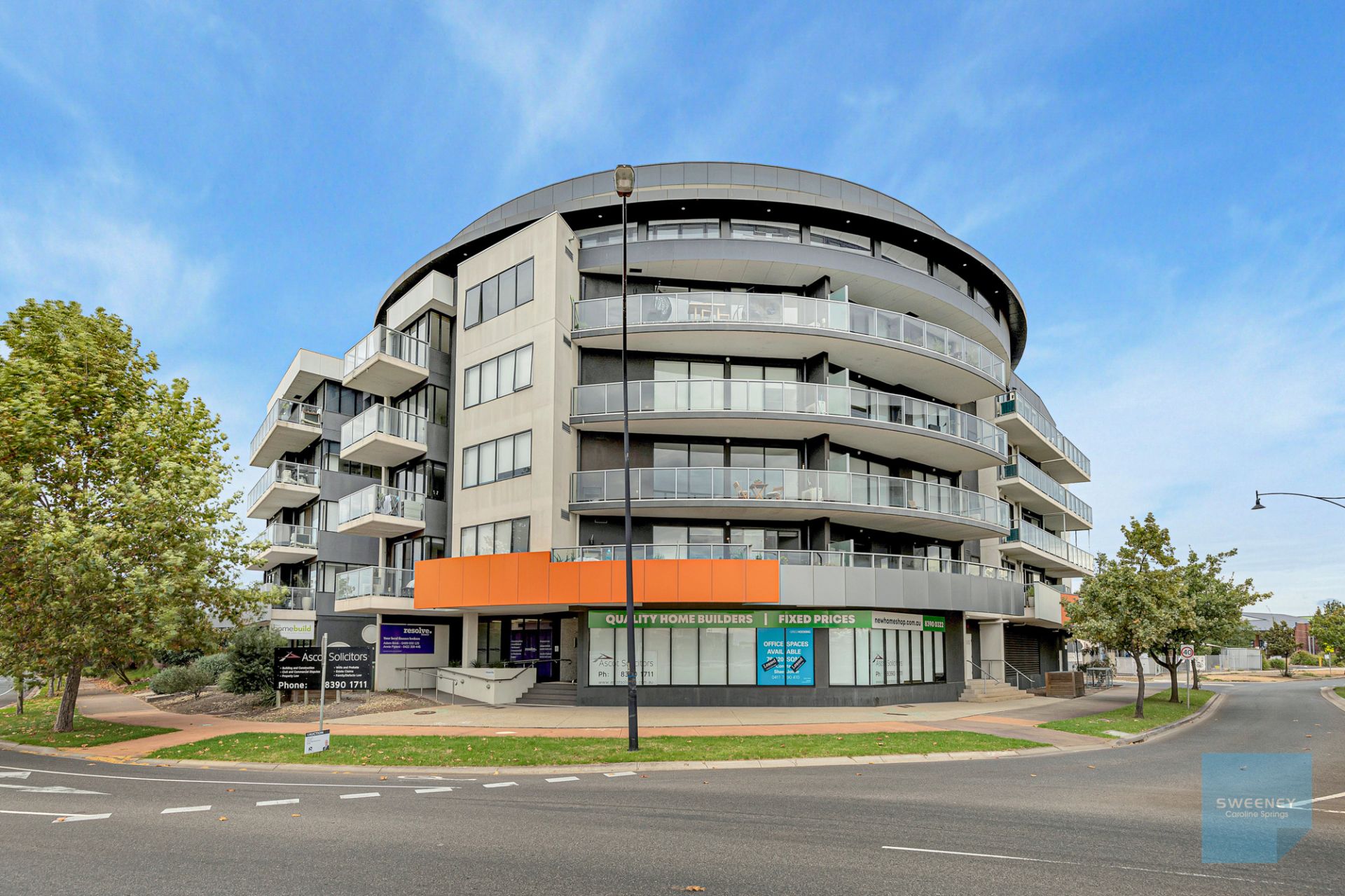 11/1 Woodward Way, Caroline Springs - Thumbnail 2