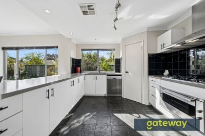 2 Grampian Crescent, Aubin Grove