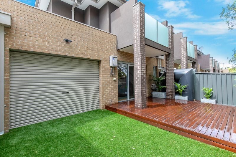 3/5 Pioneer Court, Thomastown