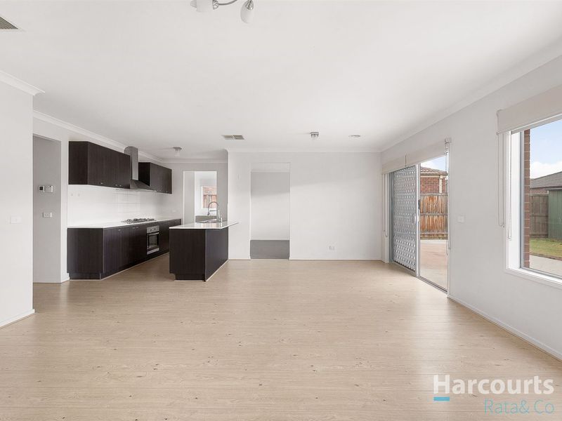 16 Maremma Drive, Mernda