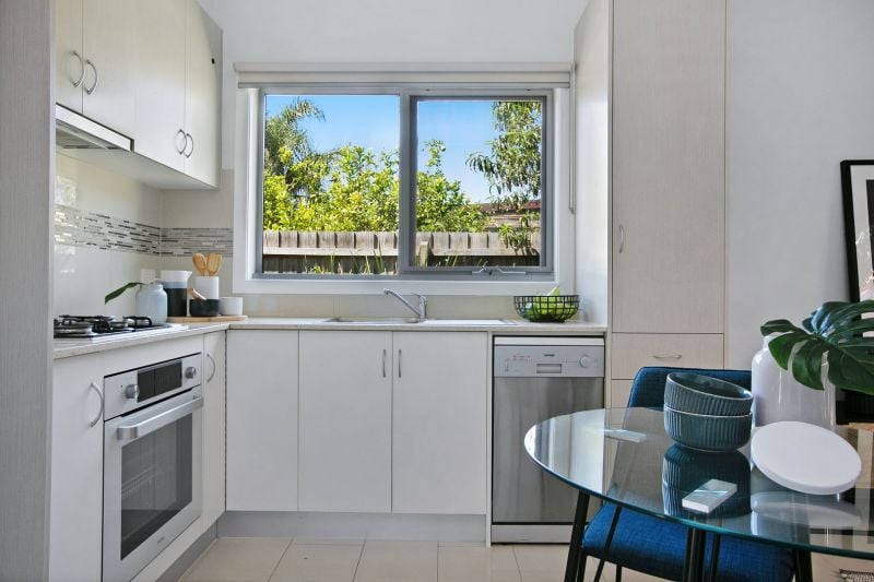 3/155 Rathcown Road, Reservoir