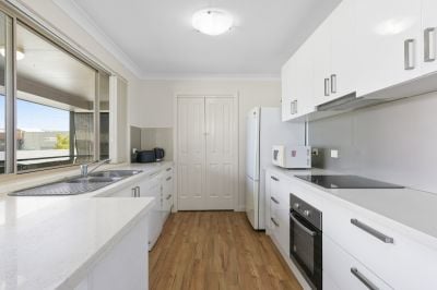 Cessnock 2/8 Fairview Place