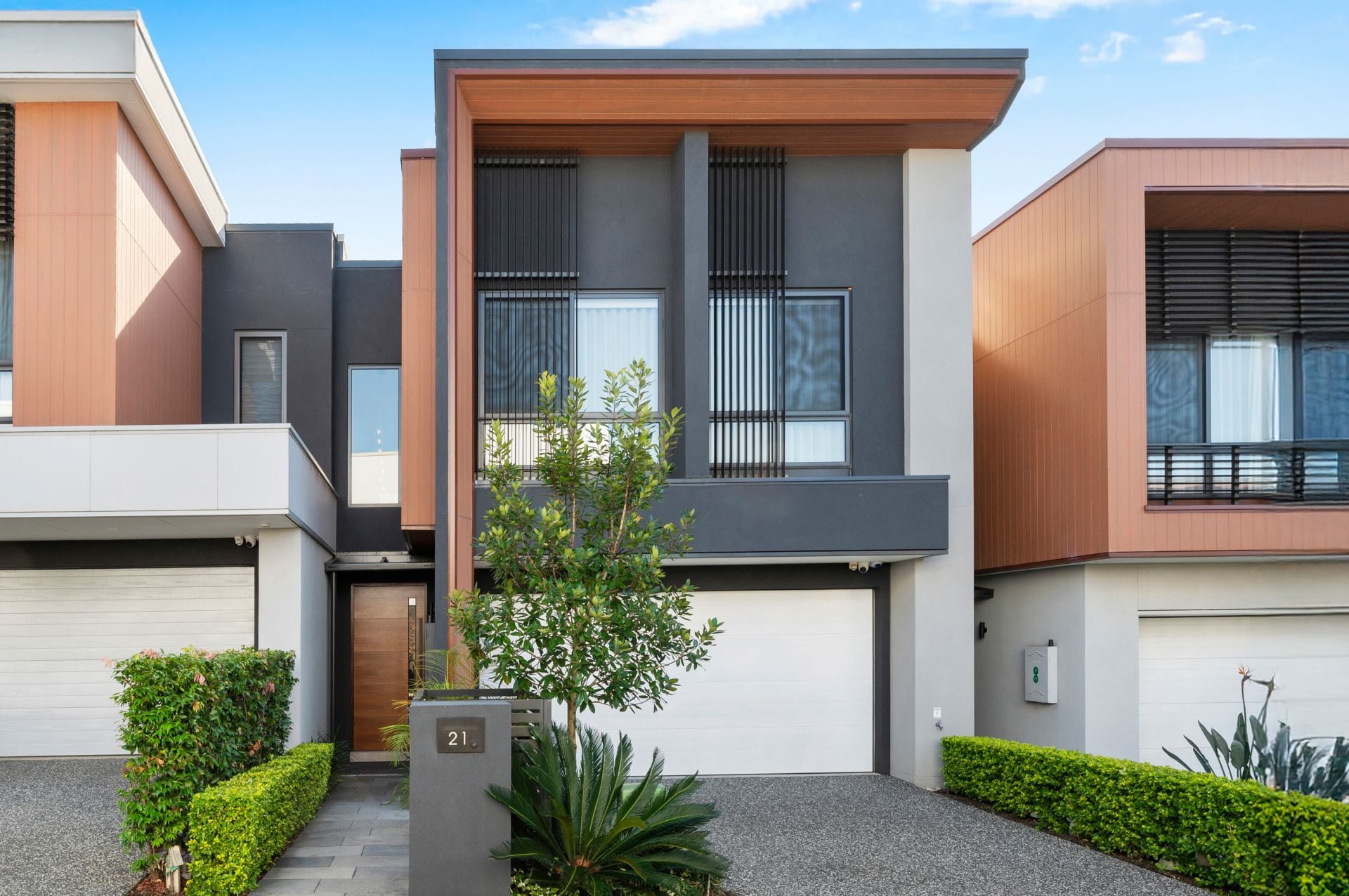 21 Strangers Creek Place, Bella Vista, Bella Vista - Image 1
