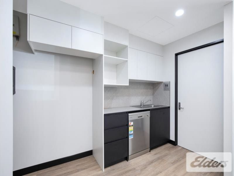 1/20 Douglas Street, Milton
