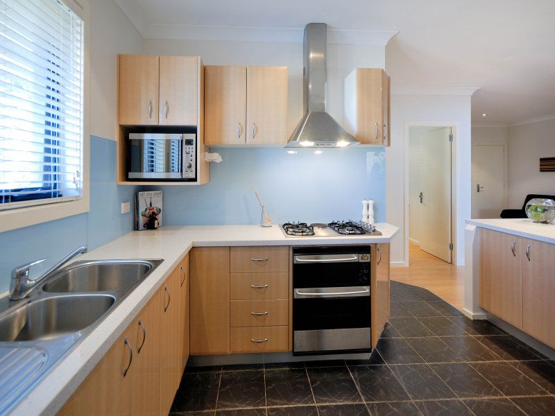 606B Port Hacking Road, CARINGBAH, Caringbah - Thumbnail 3