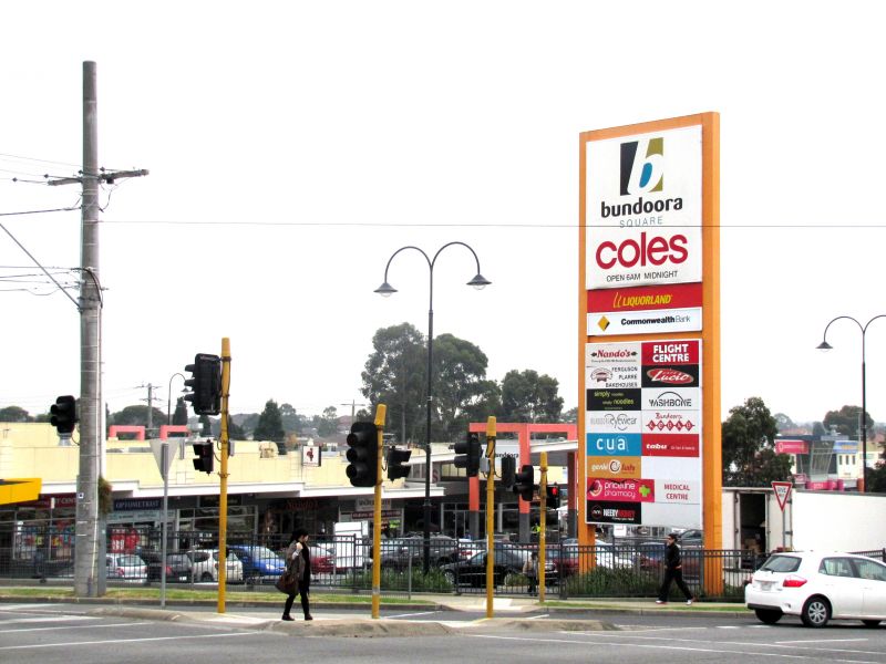 16 Waxflower Crescent, Bundoora