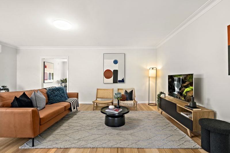 10 Brigette Court, Lalor