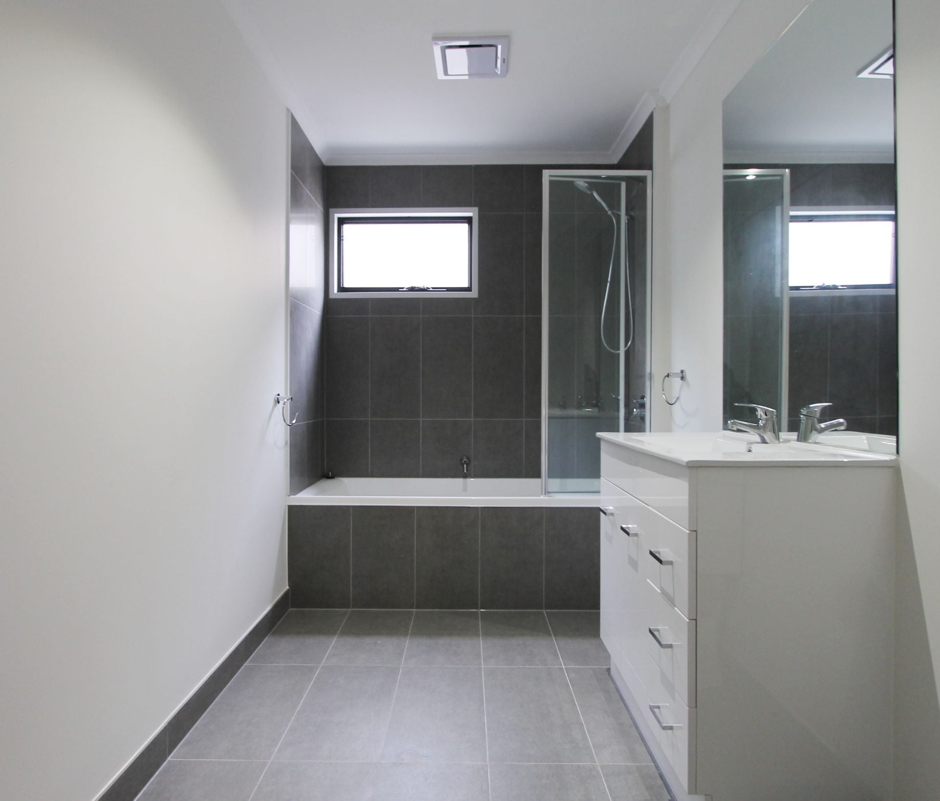 Modern Home, Prime Location!