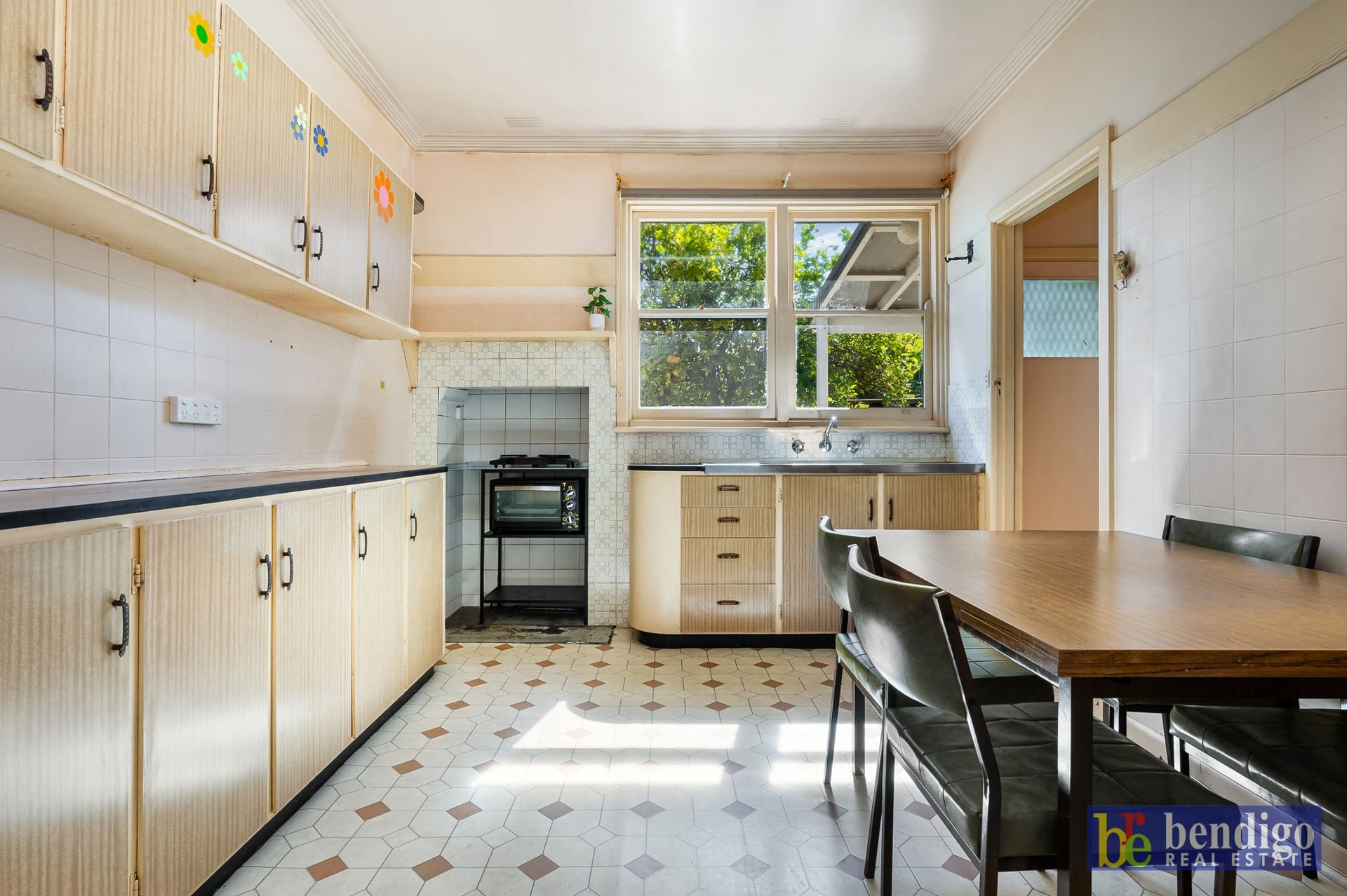 14 Grace Street White Hills VIC, Hills - Thumbnail 4