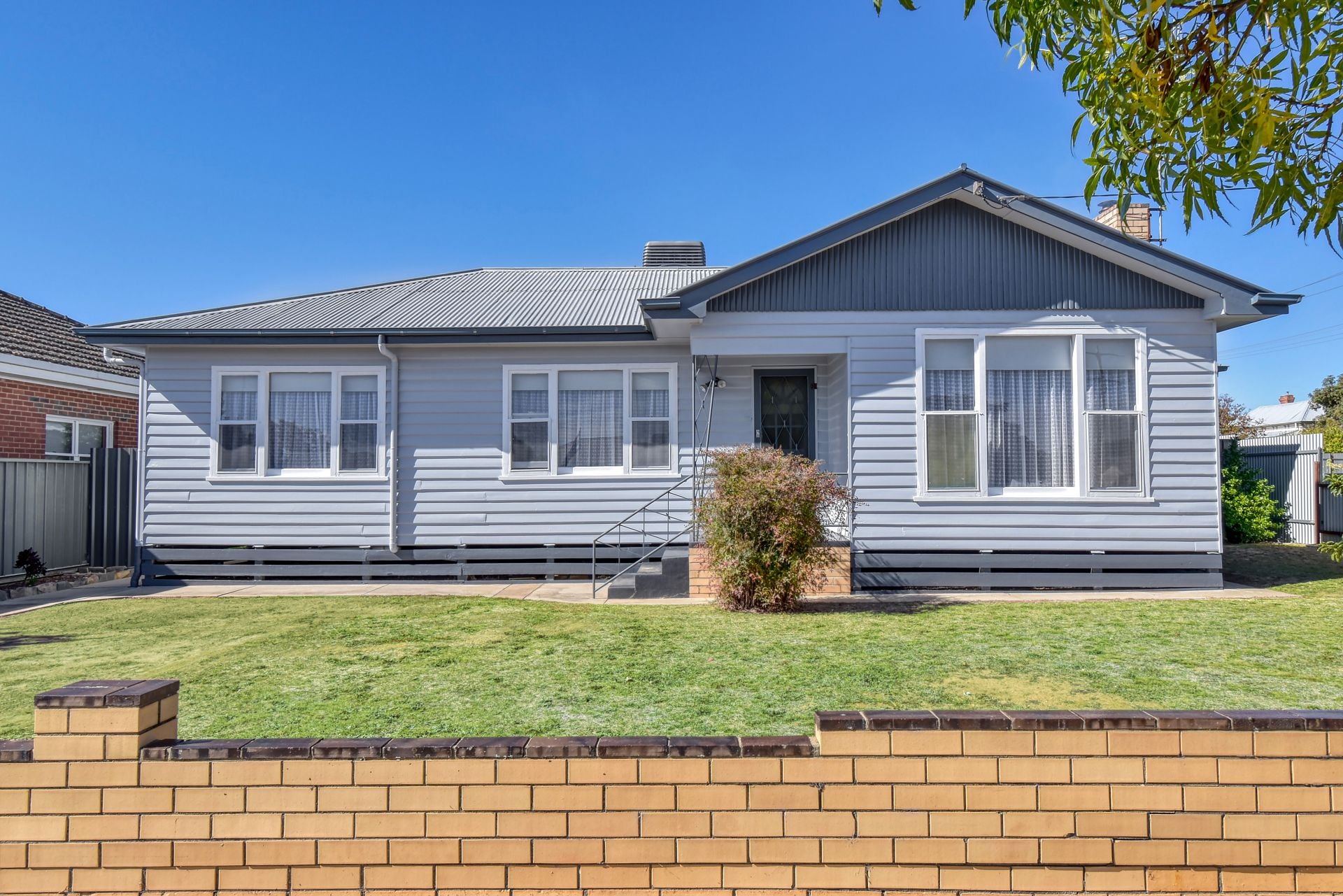 44 Burke  Street, Maryborough, Maryborough - Thumbnail 2