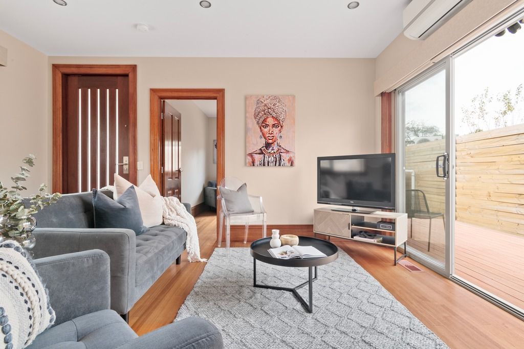 Stunning 3-Bedroom Unit in Vibrant Coburg North