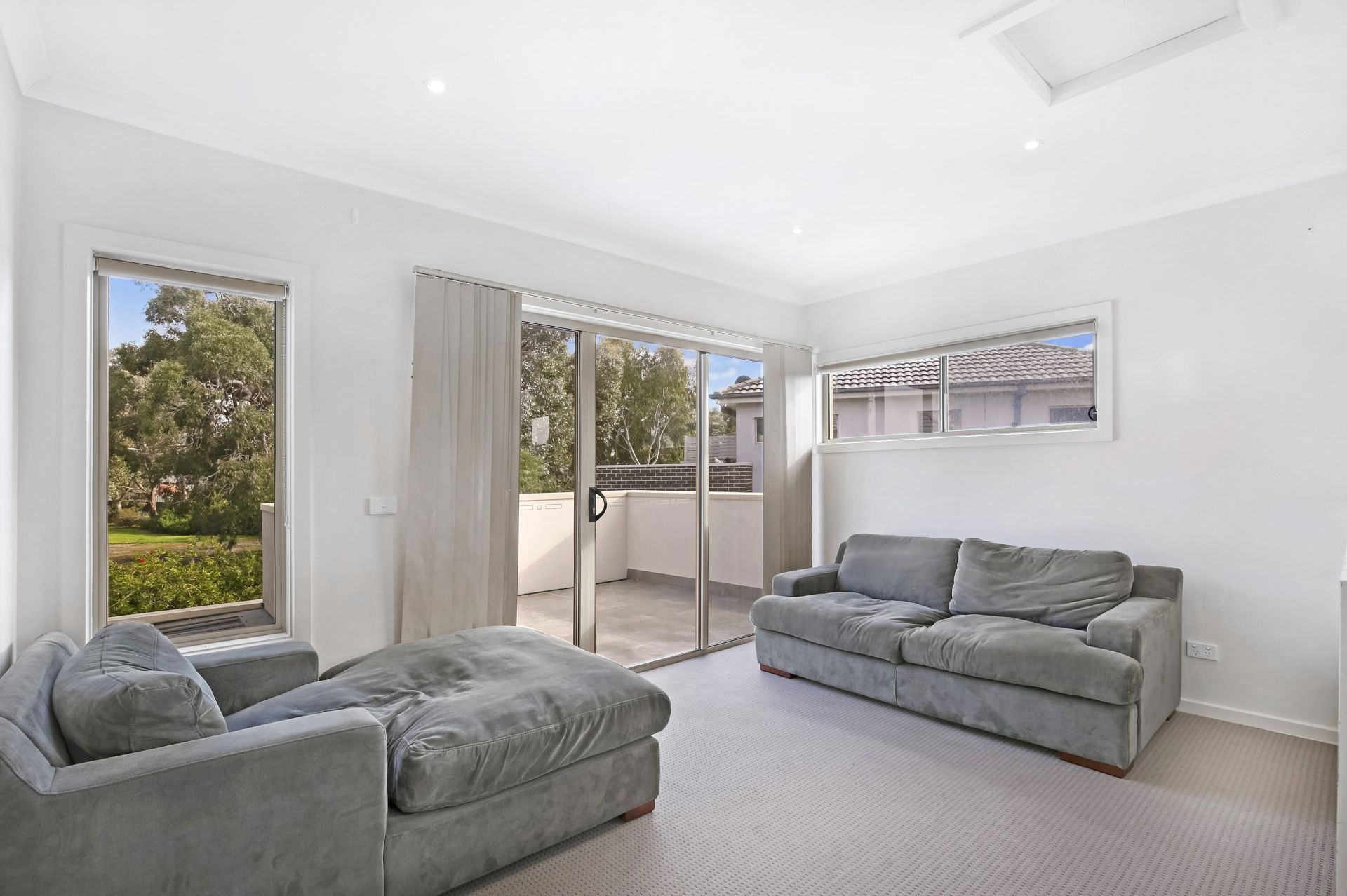 Lovely Townhouse in Mernda Village