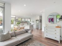 9/16-18 Dene  Avenue, Malvern East, Malvern East - Thumbnail 2