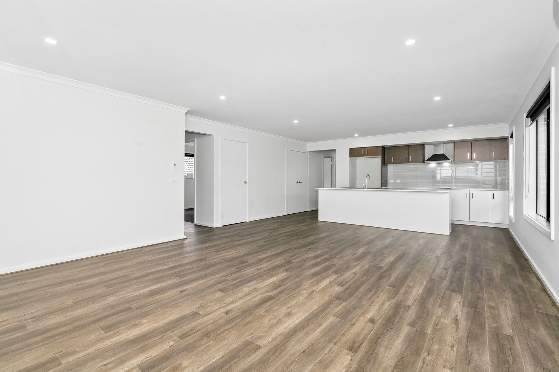 24 Boobook Drive, Sunbury, Sunbury - Thumbnail 4