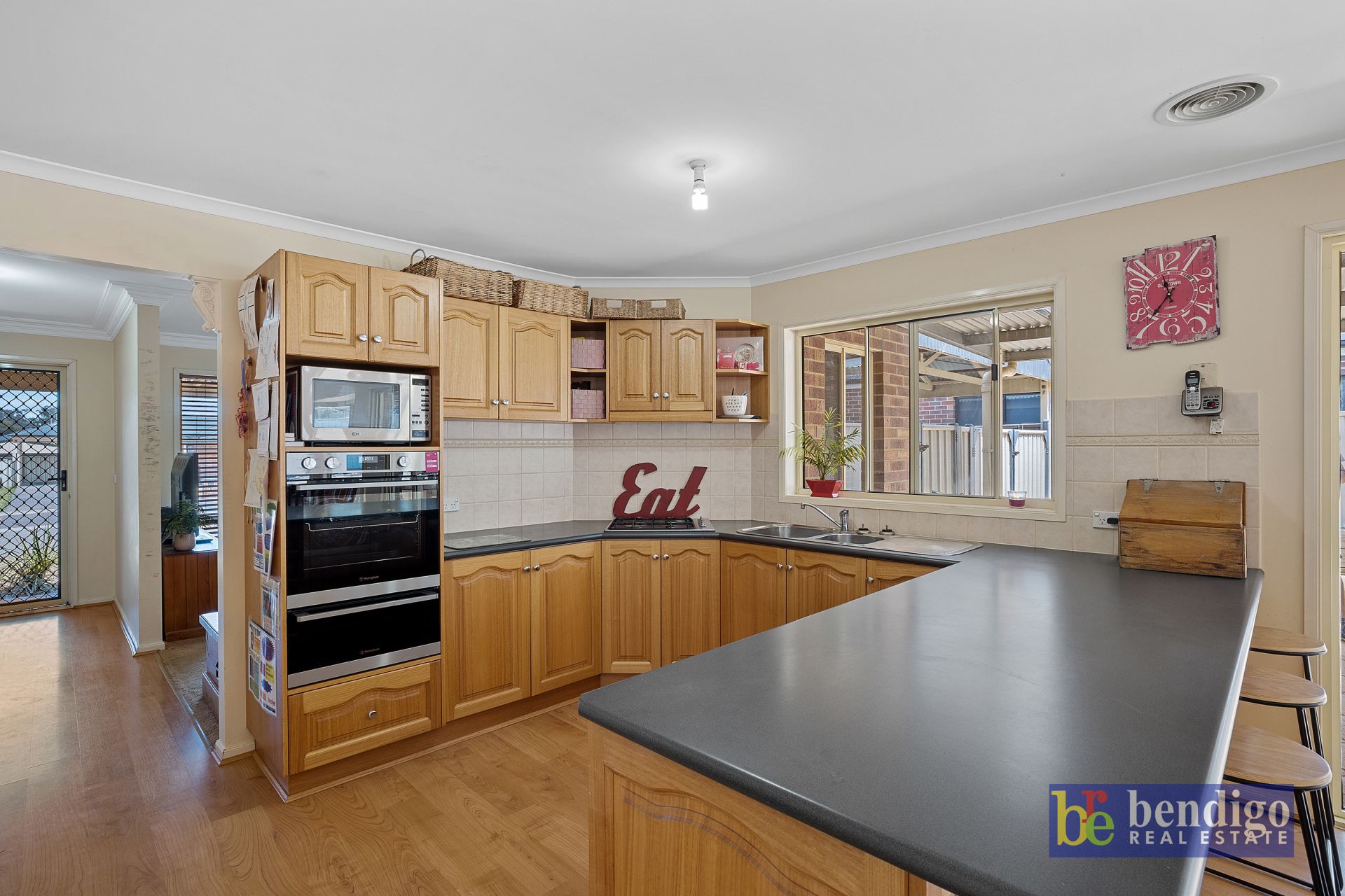 8 Woodlands Drive Eaglehawk VIC, Eaglehawk - Thumbnail 3