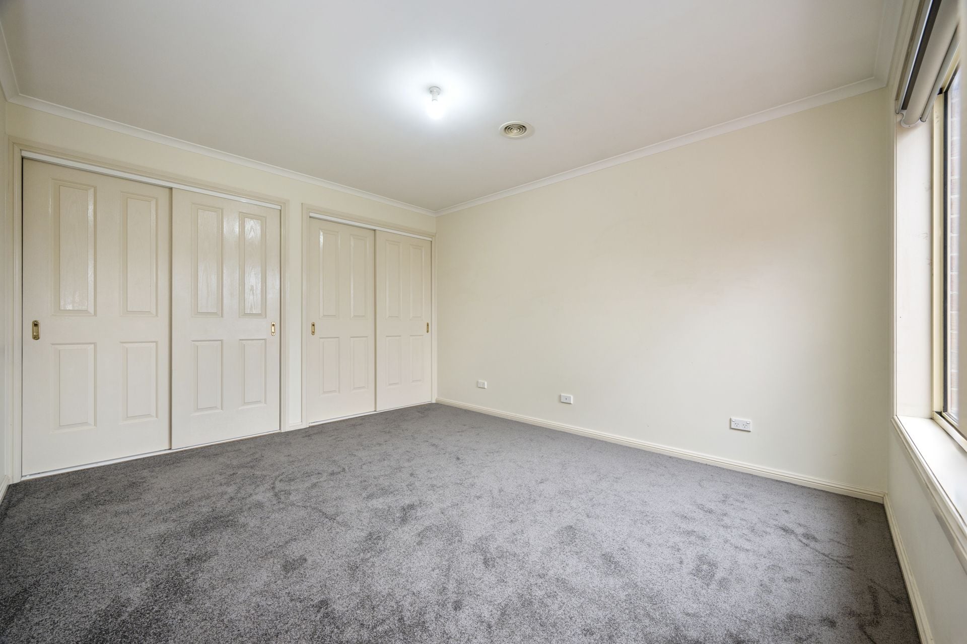 WALKING DISTANCE TO EVERYTHING!
