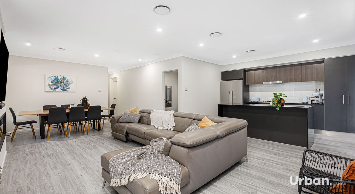 Colebee 50 Sandalwood Crescent