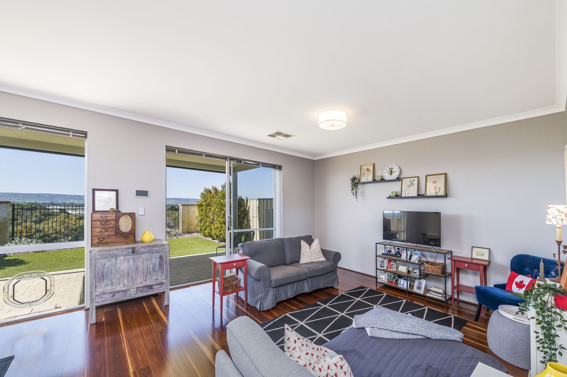 4/2 Woodstock Green Ellenbrook WA, Ellenbrook - Thumbnail 2
