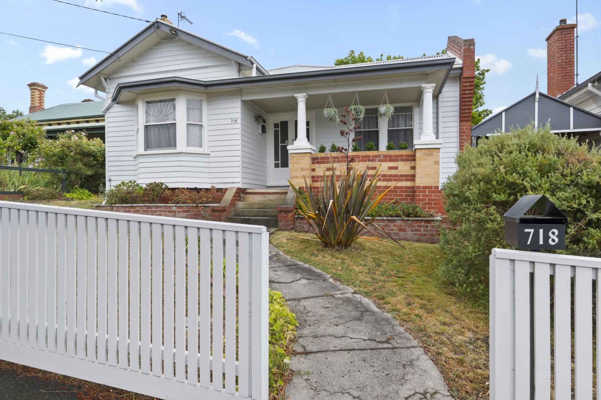 718 Barkly Street, Mount Pleasant, Mount Pleasant - Thumbnail 2