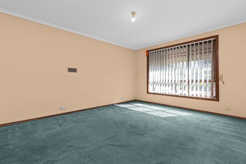 11 Findon Road, Epping