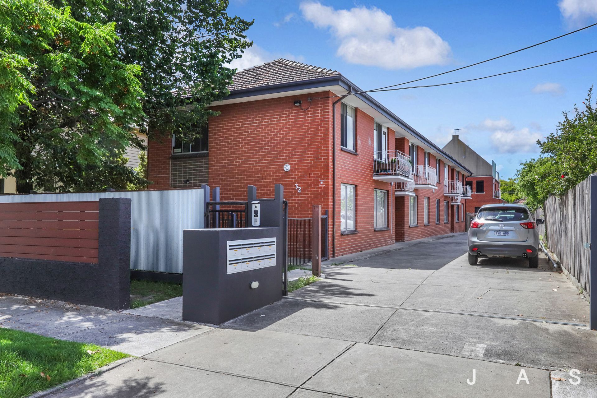 2/32 Hobbs Street Seddon VIC, Seddon - Thumbnail 2