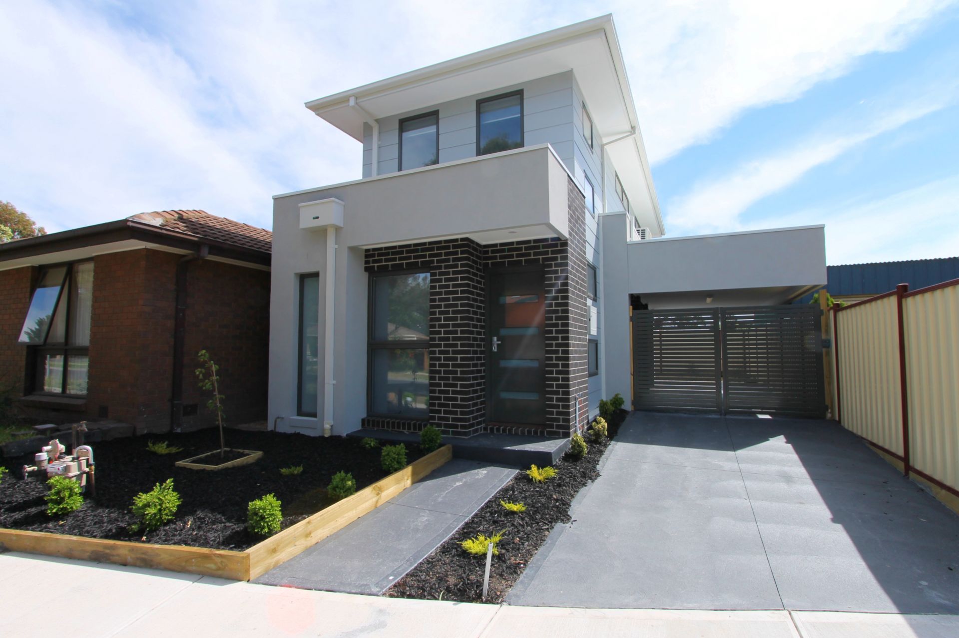 Beautiful Townhouse!